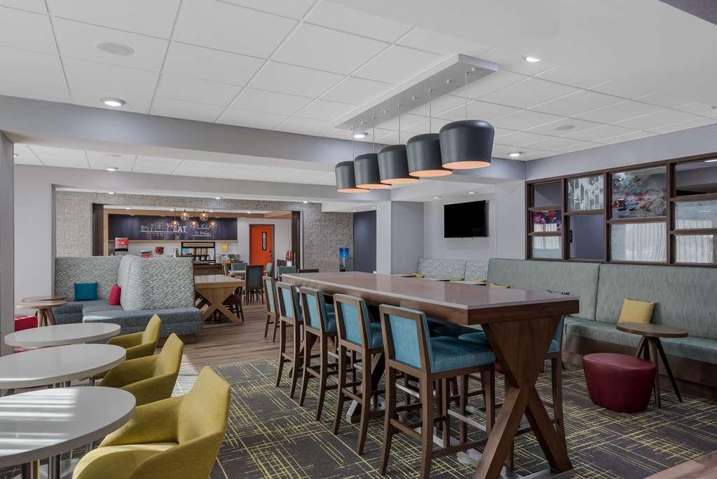 Hampton Inn By Hilton Williams Restaurant photo